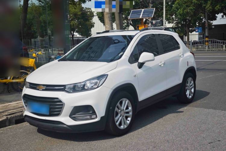 Used Chevrolet Trax 2018 330T Automatic Two-Wheel Drive Elite Model Exterior 2