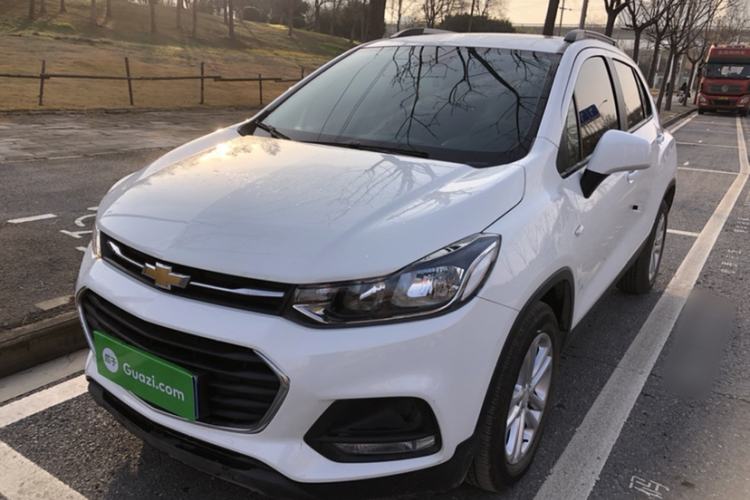 Used Chevrolet Trax 2018 330T Automatic Two-Wheel Drive Elite Model Exterior 2