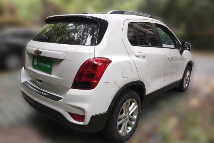 Used Chevrolet Trax 2018 330T Automatic Two-Wheel Drive Elite Model Exterior 5