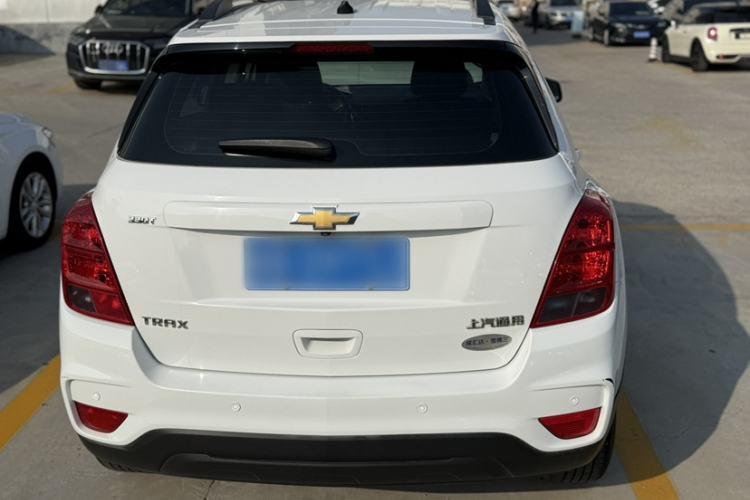 Used Chevrolet Trax 2018 330T Automatic Two-Wheel Drive Elite Model Exterior 7