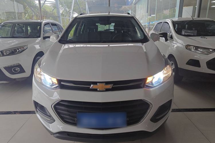 Used Chevrolet Trax 2018 330T Manual Transmission Two-Wheel Drive Comfort Version Front