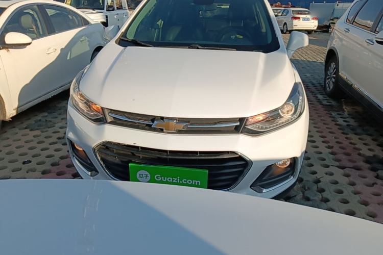 Used Chevrolet Trax 2018 330T Automatic Two-Wheel Drive Luxury Model Front