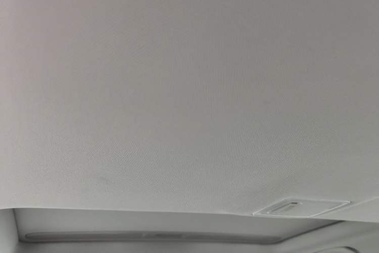 Used Chevrolet Trax 2018 330T Automatic Two-Wheel Drive Elite Model Headliner