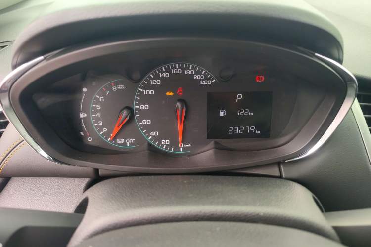 Used Chevrolet Trax 2018 330T Automatic Two-Wheel Drive Elite Model Instrument Cluster