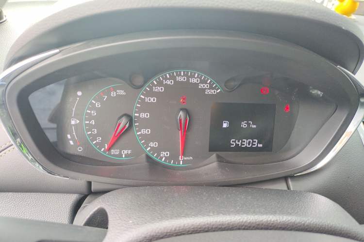 Used Chevrolet Trax 2018 330T Manual Transmission Two-Wheel Drive Comfort Version Instrument Cluster