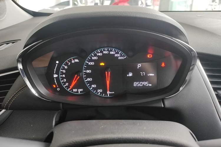 Used Chevrolet Trax 2018 330T Automatic Two-Wheel Drive Elite Model Instrument Cluster