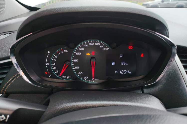 Used Chevrolet Trax 2018 330T Automatic Two-Wheel Drive Elite Model Instrument Cluster