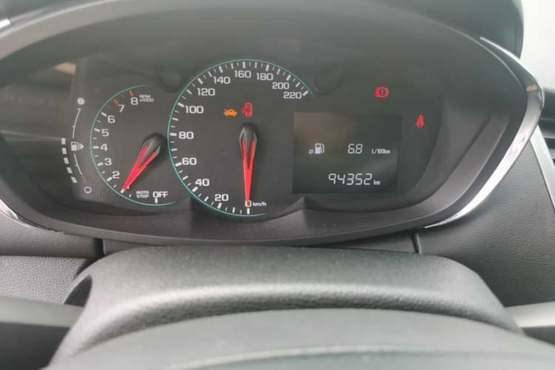 Used Chevrolet Trax 2018 330T Manual Transmission Two-Wheel Drive Comfort Version Instrument Cluster