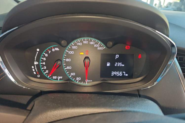 Used Chevrolet Trax 2018 330T Automatic Two-Wheel Drive Elite Model Instrument Cluster