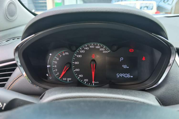Used Chevrolet Trax 2018 330T Automatic Two-Wheel Drive Elite Model Instrument Cluster