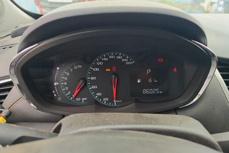 Used Chevrolet Trax 2018 330T Automatic Two-Wheel Drive Elite Model Instrument Cluster