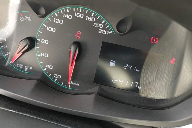 Used Chevrolet Trax 2018 330T Manual Transmission Two-Wheel Drive Comfort Version Instrument Cluster