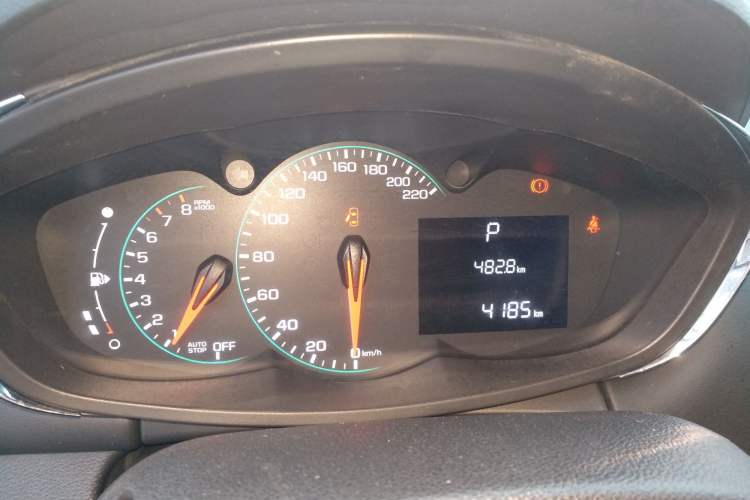 Used Chevrolet Trax 2018 330T Automatic Two-Wheel Drive Elite Model Instrument Cluster