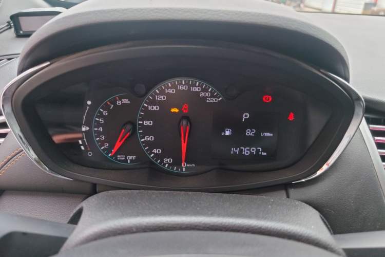 Used Chevrolet Trax 2018 330T Automatic Two-Wheel Drive Elite Model Instrument Cluster