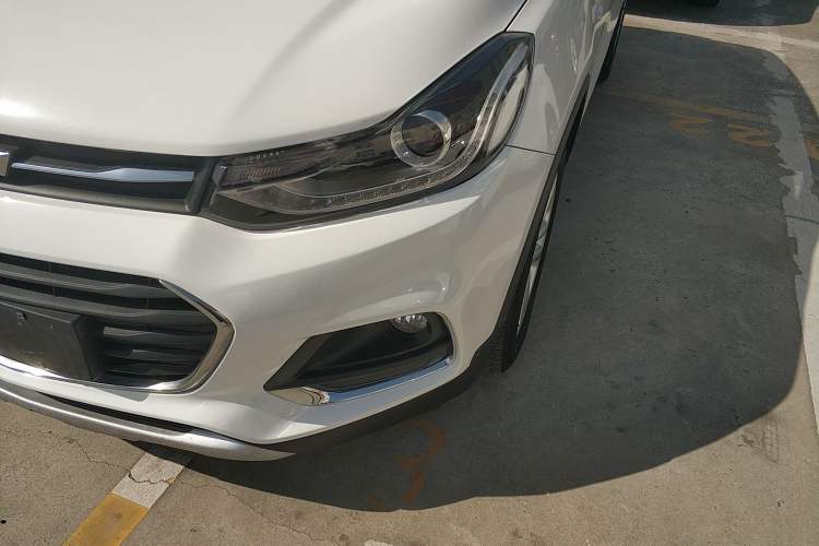Used Chevrolet Trax 2018 330T Automatic All-Wheel-Drive Flagship Model Left Front Headlight