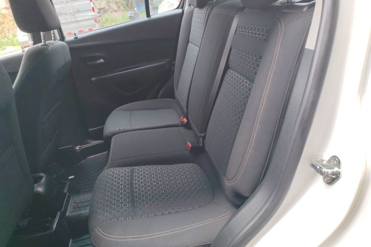 Used Chevrolet Trax 2018 330T Automatic Two-Wheel Drive Elite Model Left Rear Seat
