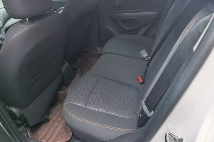 Used Chevrolet Trax 2018 330T Automatic Two-Wheel Drive Elite Model Left Rear Seat