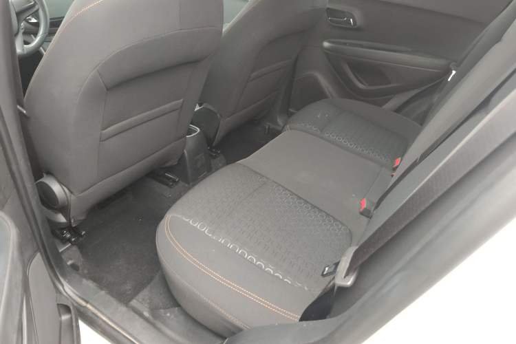 Used Chevrolet Trax 2018 330T Automatic Two-Wheel Drive Elite Model Left Rear Seat