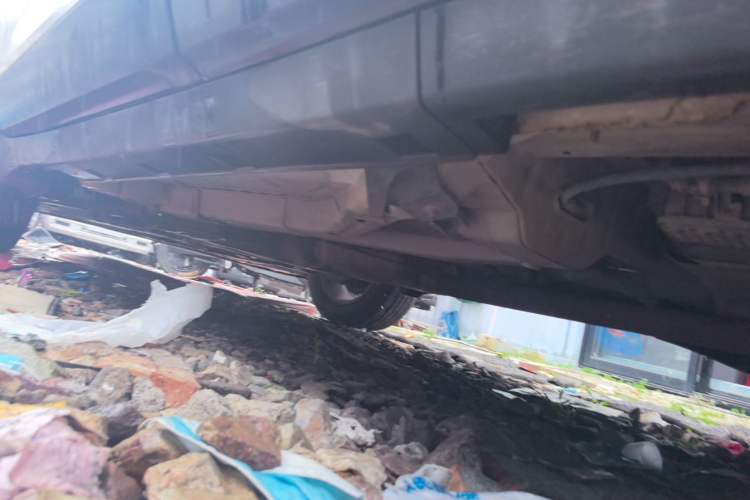 Used Chevrolet Trax 2018 330T Automatic Two-Wheel Drive Elite Model Left Side Sill
