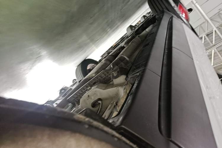 Used Chevrolet Trax 2018 330T Automatic Two-Wheel Drive Elite Model Left Side Sill