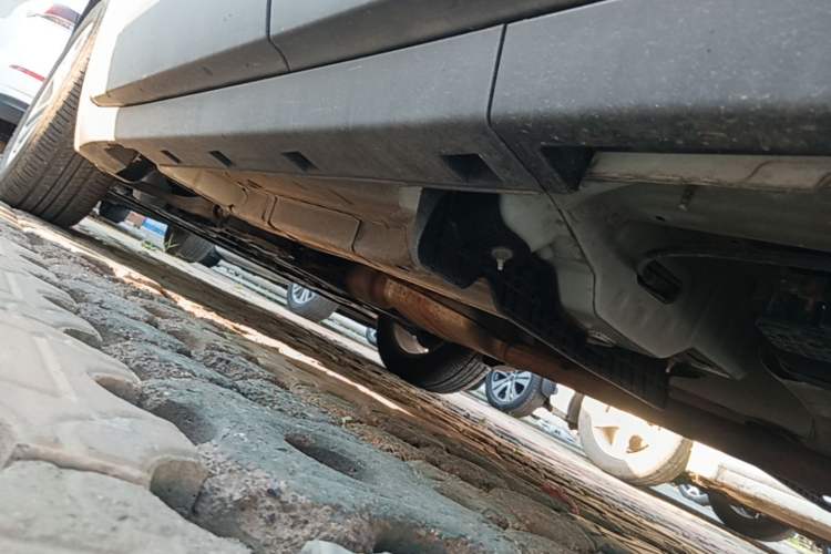 Used Chevrolet Trax 2018 330T Automatic Two-Wheel Drive Luxury Model Left Side Sill