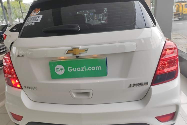 Used Chevrolet Trax 2018 330T Automatic Two-Wheel Drive Elite Model Rear