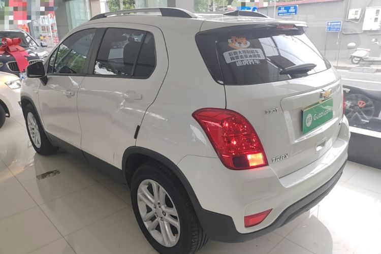 Used Chevrolet Trax 2018 330T Automatic Two-Wheel Drive Elite Model Rear Left 45 Deg