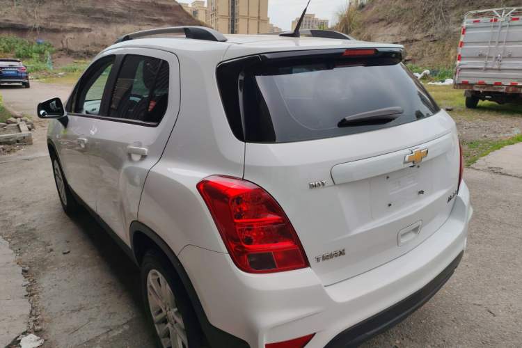Used Chevrolet Trax 2018 330T Automatic Two-Wheel Drive Elite Model Rear Left 45 Deg