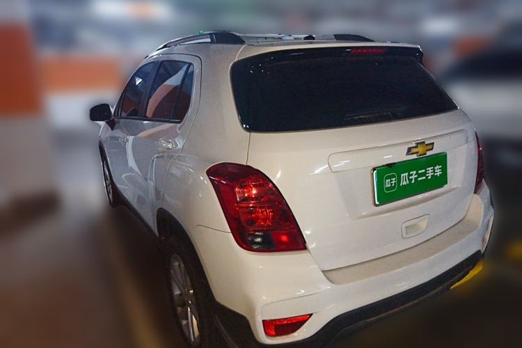 Used Chevrolet Trax 2018 330T Manual Transmission Two-Wheel Drive Comfort Version Rear Left 45 Deg