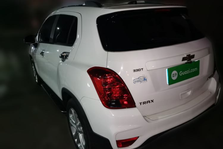 Used Chevrolet Trax 2018 330T Automatic Two-Wheel Drive Elite Model Rear Left 45 Deg