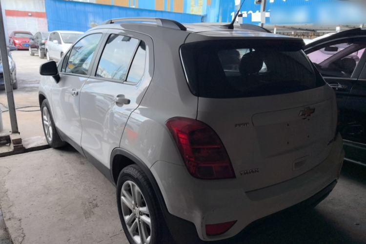 Used Chevrolet Trax 2018 330T Automatic Two-Wheel Drive Elite Model Rear Left 45 Deg