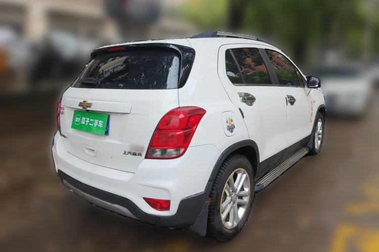Used Chevrolet Trax 2018 330T Automatic Two-Wheel Drive Luxury Model Rear Right 45 Deg