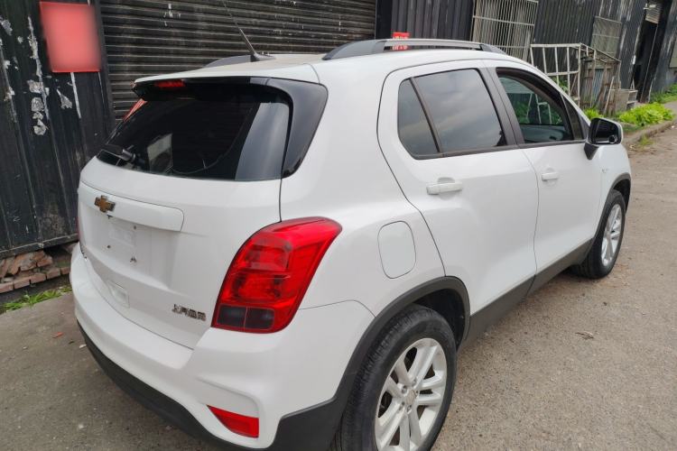 Used Chevrolet Trax 2018 330T Automatic Two-Wheel Drive Elite Model Rear Right 45 Deg