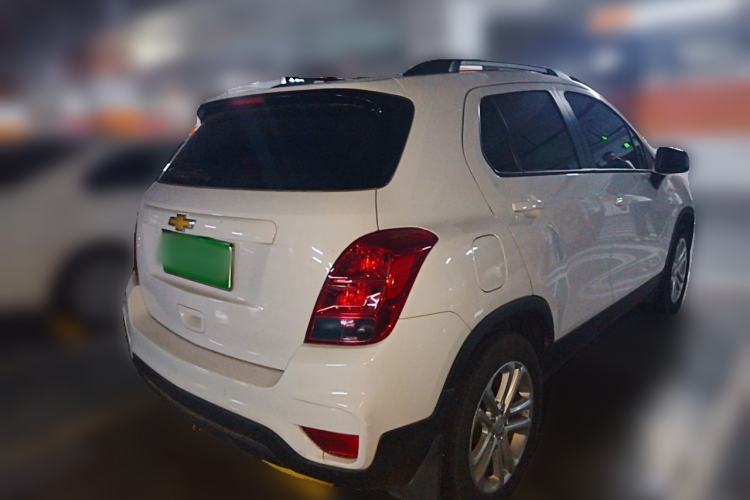 Used Chevrolet Trax 2018 330T Manual Transmission Two-Wheel Drive Comfort Version Rear Right 45 Deg