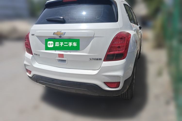 Used Chevrolet Trax 2018 330T Automatic Two-Wheel Drive Elite Model Rear Right 45 Deg