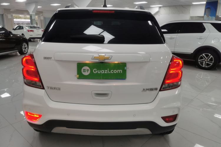 Used Chevrolet Trax 2018 330T Automatic Two-Wheel Drive Luxury Model Rear