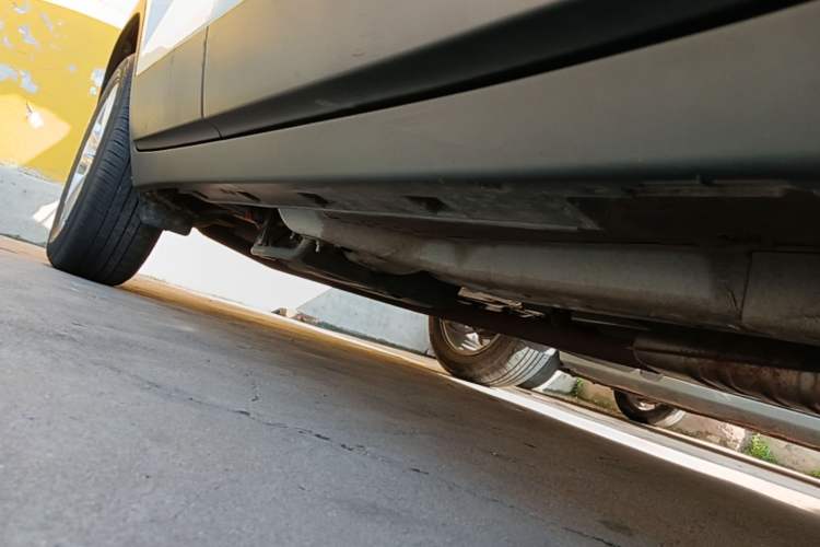 Used Chevrolet Trax 2018 330T Automatic Two-Wheel Drive Luxury Model Right Side Sill