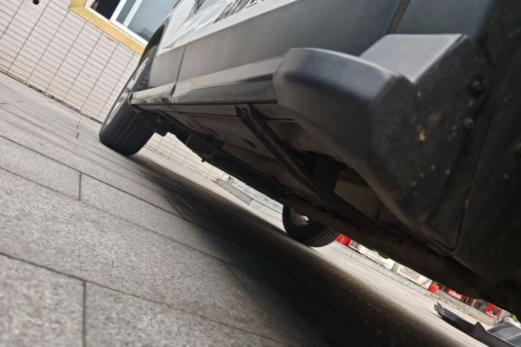 Used Chevrolet Trax 2018 330T Automatic Two-Wheel Drive Elite Model Right Side Sill