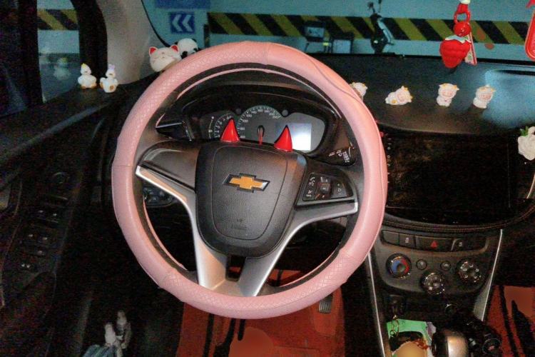 Used Chevrolet Trax 2018 330T Automatic Two-Wheel Drive Luxury Model Steering Wheel