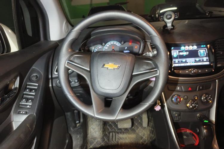 Used Chevrolet Trax 2018 330T Automatic Two-Wheel Drive Elite Model Steering Wheel