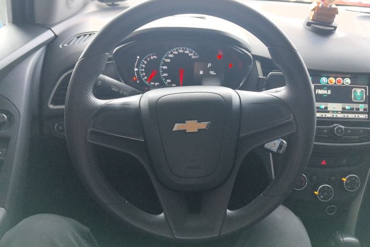 Used Chevrolet Trax 2018 330T Automatic Two-Wheel Drive Elite Model Steering Wheel