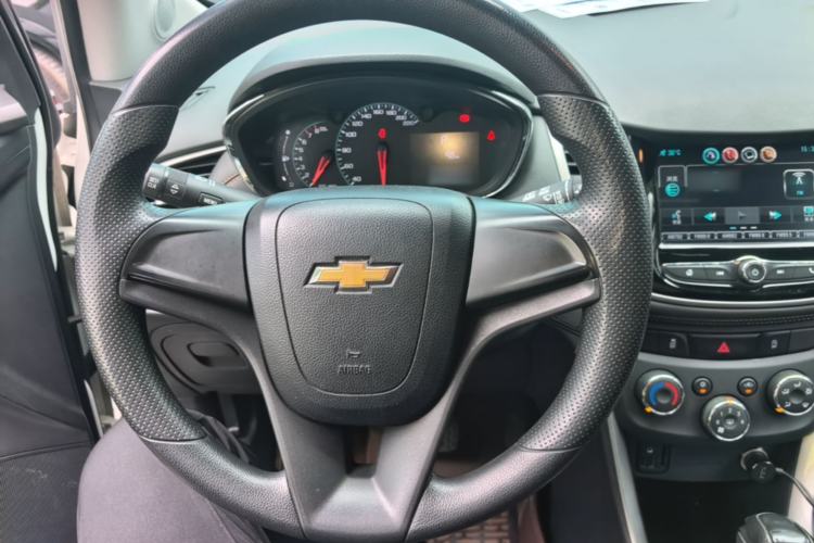 Used Chevrolet Trax 2018 330T Automatic Two-Wheel Drive Elite Model Steering Wheel