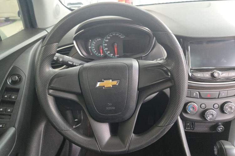 Used Chevrolet Trax 2018 330T Automatic Two-Wheel Drive Elite Model Steering Wheel