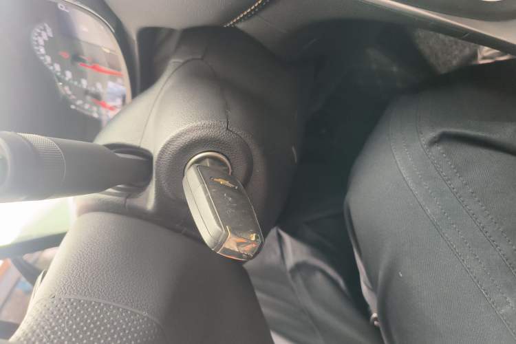 Used Chevrolet Trax 2018 330T Automatic Two-Wheel Drive Elite Model Vehicle Key