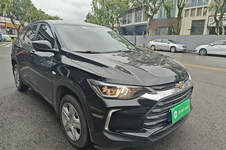 Used Chevrolet Trax 2019 325T Automatic Sport Edition China VI Standard Front Right 45 Deg