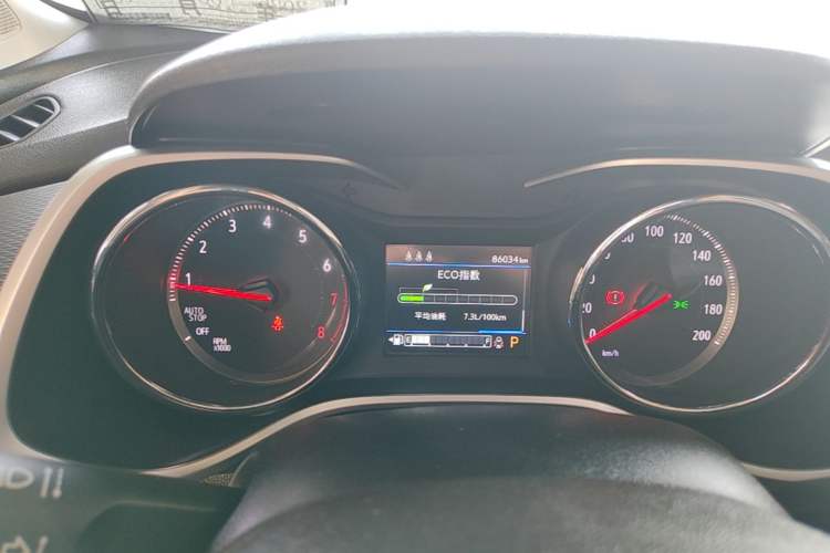 Used Chevrolet Trax 2019 Redline 325T Automatic Fun Edition China VI Standard Instrument Cluster
