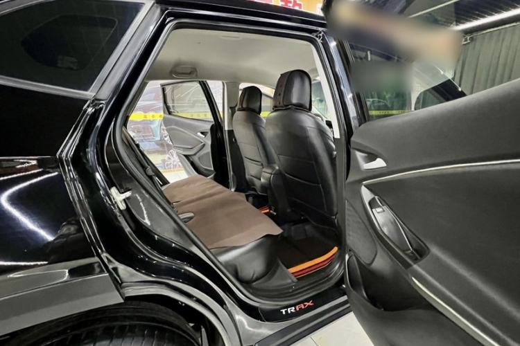 Used Chevrolet Trax 2019 325T Automatic Sport Edition China VI Standard Interior 9