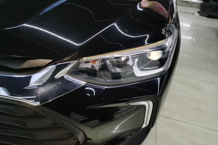 Used Chevrolet Trax 2019 325T Automatic Sport Edition China VI Standard Left Front Headlight