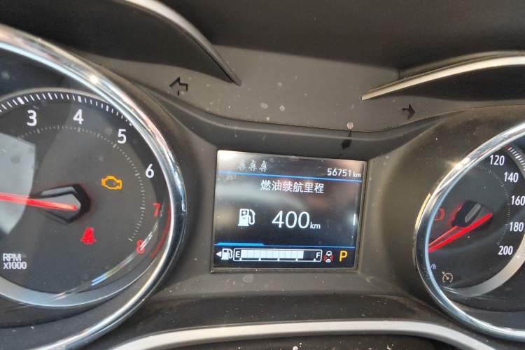 Used Chevrolet Trax 2019 Redline 335T CVT Luxury Edition China VI Standard Odometer Close Up