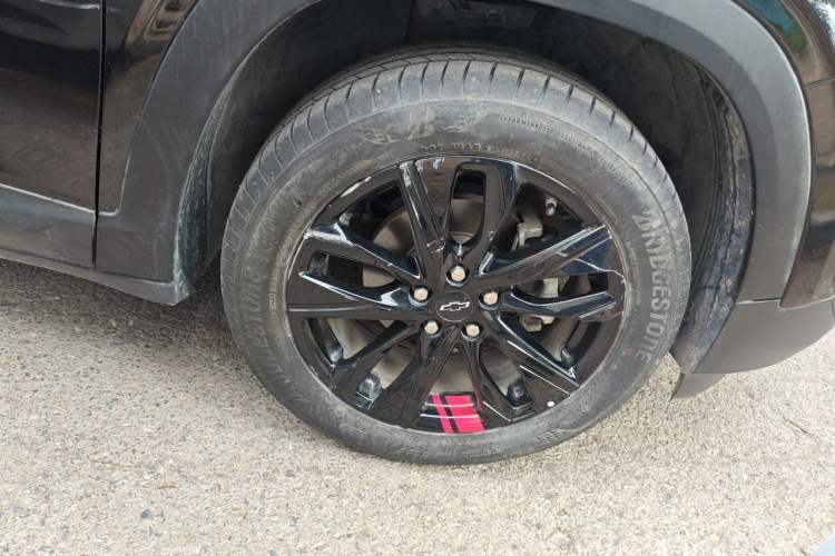 Used Chevrolet Trax 2019 Redline 325T Automatic Fun Edition China VI Standard Right Front Wheel Hub